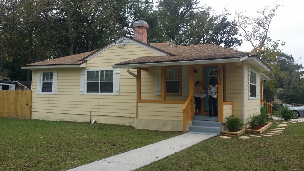 Building Photo - 1743 Mayfair Rd