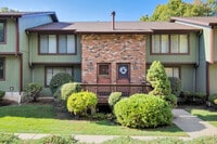 Building Photo - 103 Cliffside Dr