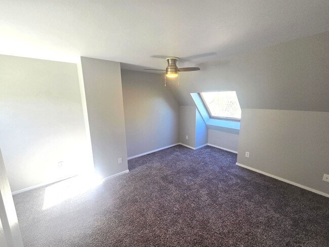 Building Photo - 3-bedroom, 2.5 bathroom home across the street from Twin Lakes