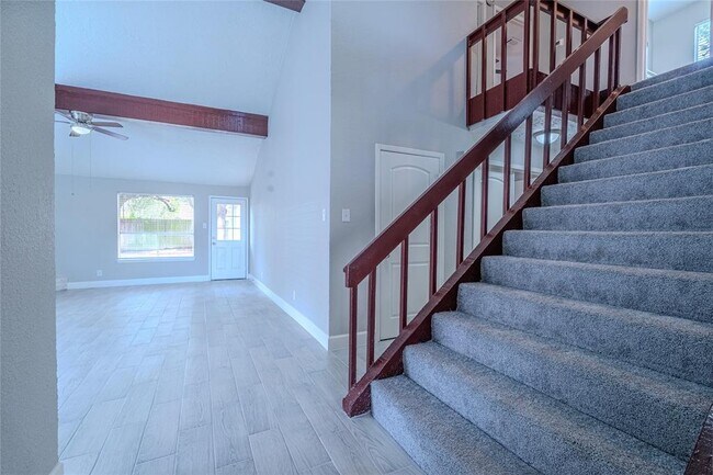 Building Photo - 6507 Desert Rose Ln