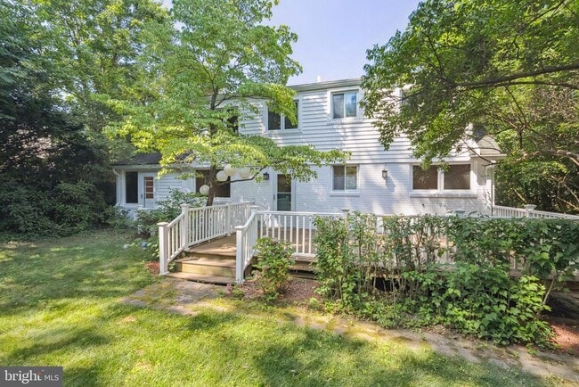 Building Photo - 9311 Adelaide Dr