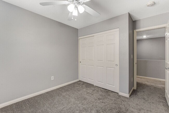 Building Photo - 3909 Sweet Pine St