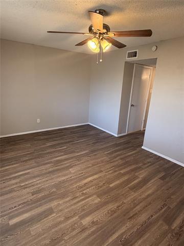 Building Photo - 3402 Green Hill Dr