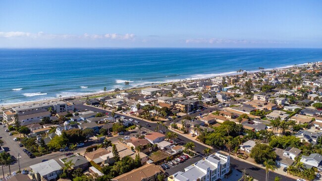 Building Photo - Charming 1BR/1BA Cottage - Private Patio w/ Hot Tub - Walk to the Beach