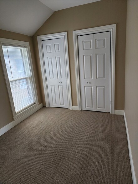 Bedroom-1 - 5050 N Long Ave