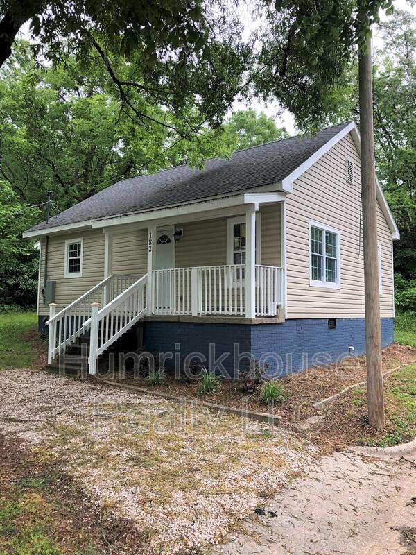 Building Photo - 182 Fern Ave SW