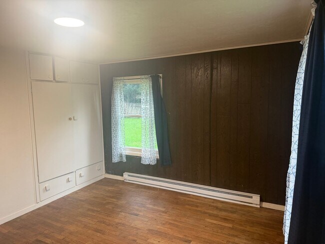 Building Photo - House for Rent!