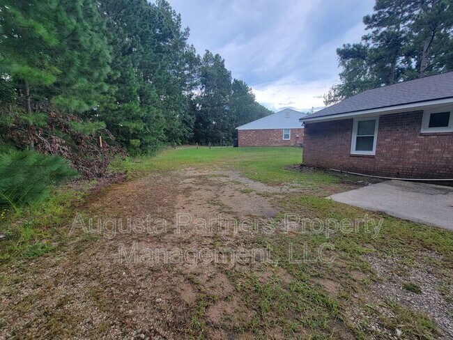 Building Photo - 139 Stoneybrooks Pl