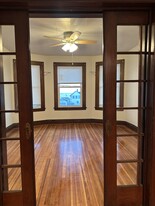 Building Photo - 368 Seaview Ave