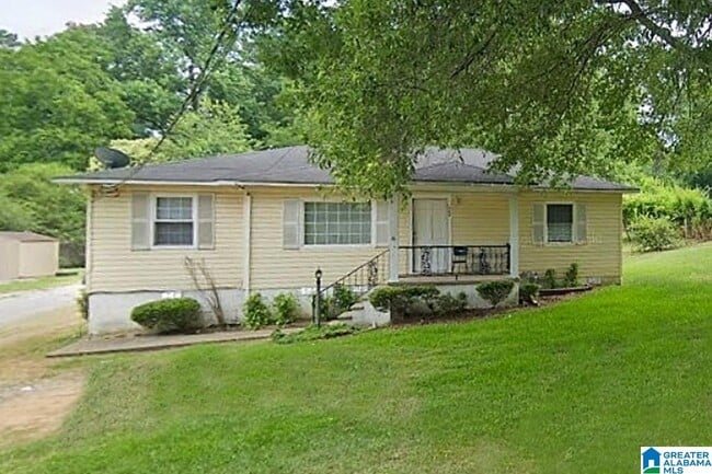 Primary Photo - 305 Rose Hill Rd