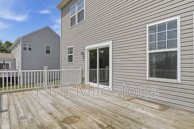 Building Photo - 371 Lookout Mountain Ct