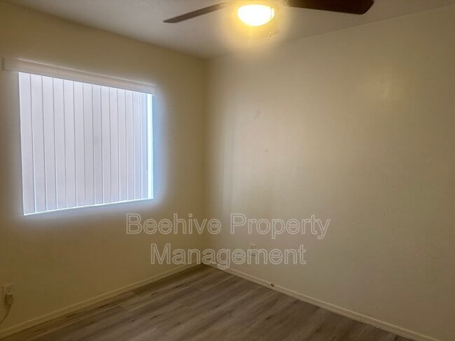 Building Photo - 739 E Pierce St