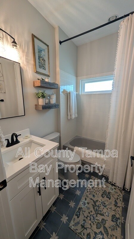 Building Photo - 12103 Glencliff Cir
