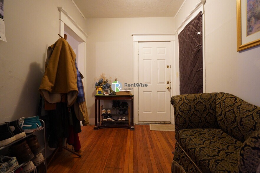 Building Photo - 15 Quint Ave