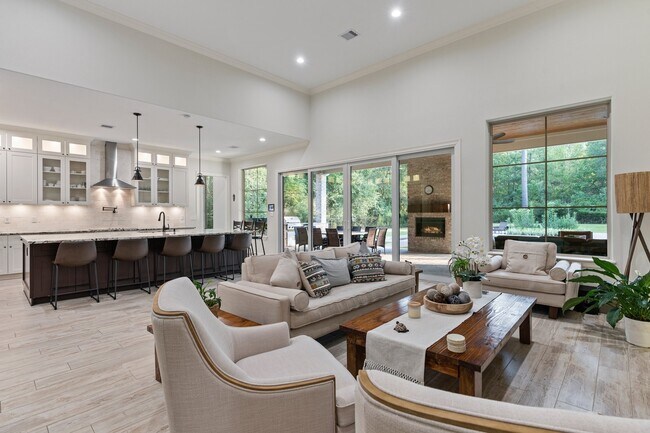 Building Photo - 25019 Butler Hill Ct