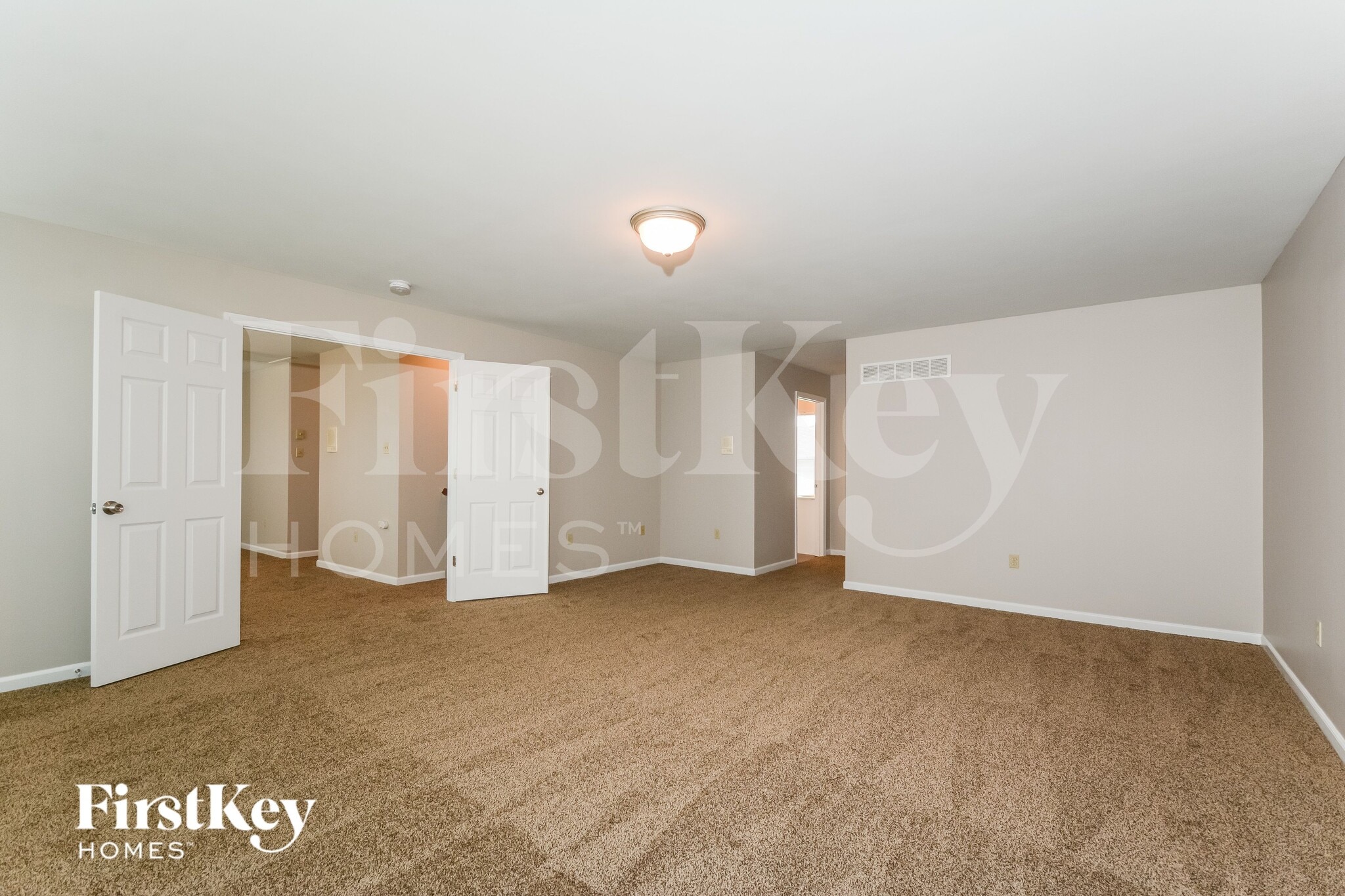 Building Photo - 218 Greenshire Ln