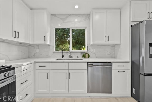 Building Photo - 4718 La Crescenta Ave