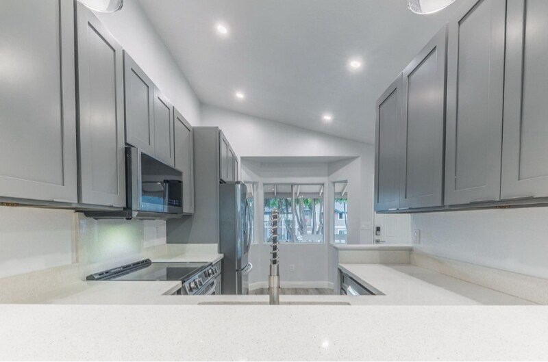 Building Photo - 71 Waiaka Ln