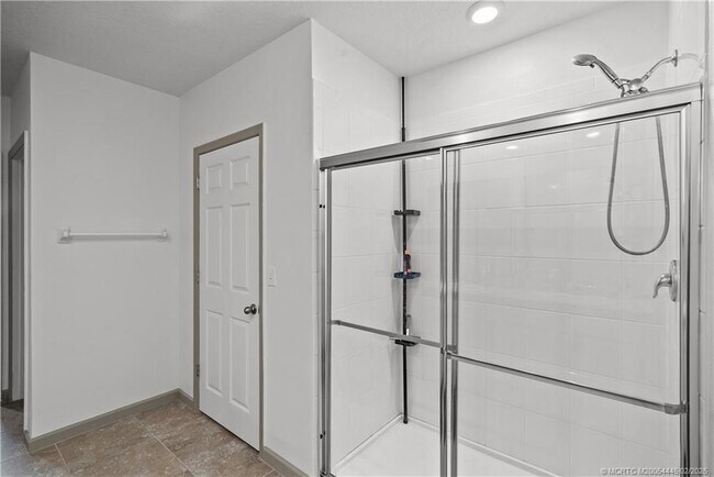 Building Photo - 10760 SW Cremona Way