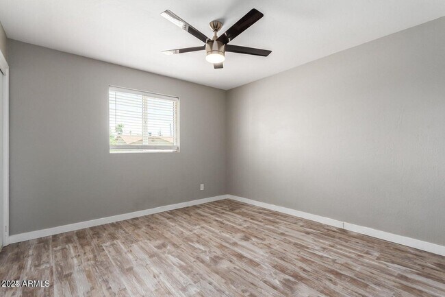 Building Photo - 3526 W Seldon Ln