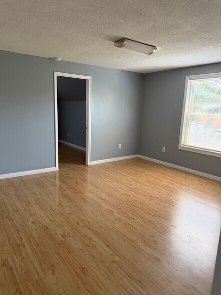 Living room - 24 Lake Ave