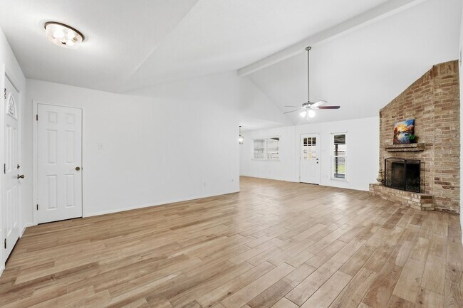 Building Photo - 29038 Deadwood Ln