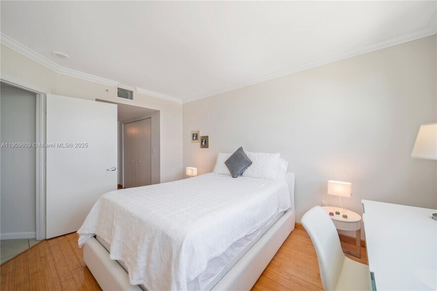 Building Photo - 90 Alton Rd