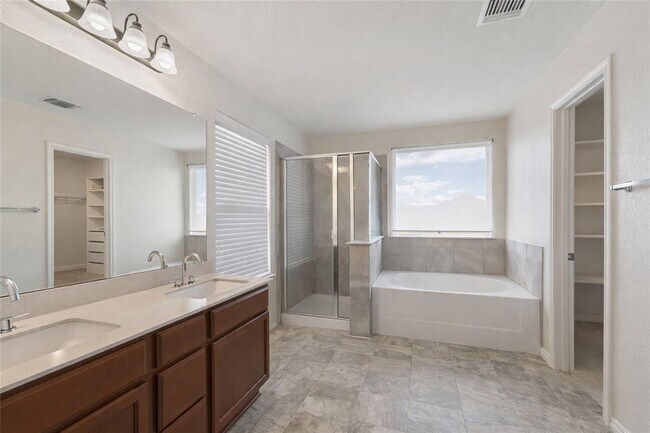 Building Photo - 19116 James Carter Jr St