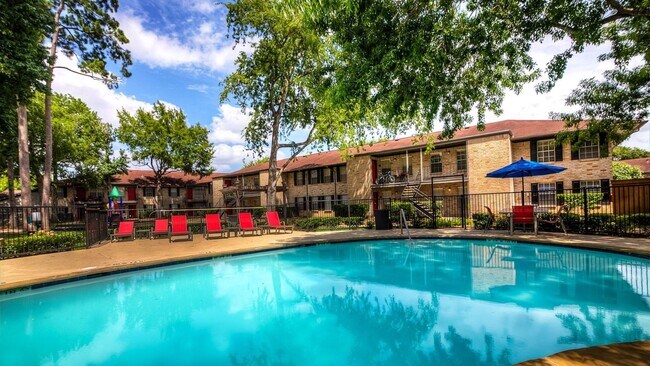 Building Photo - 16339 Stuebner Airline Rd