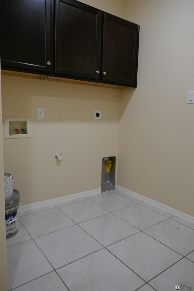 Building Photo - 6549 E 35th Pl