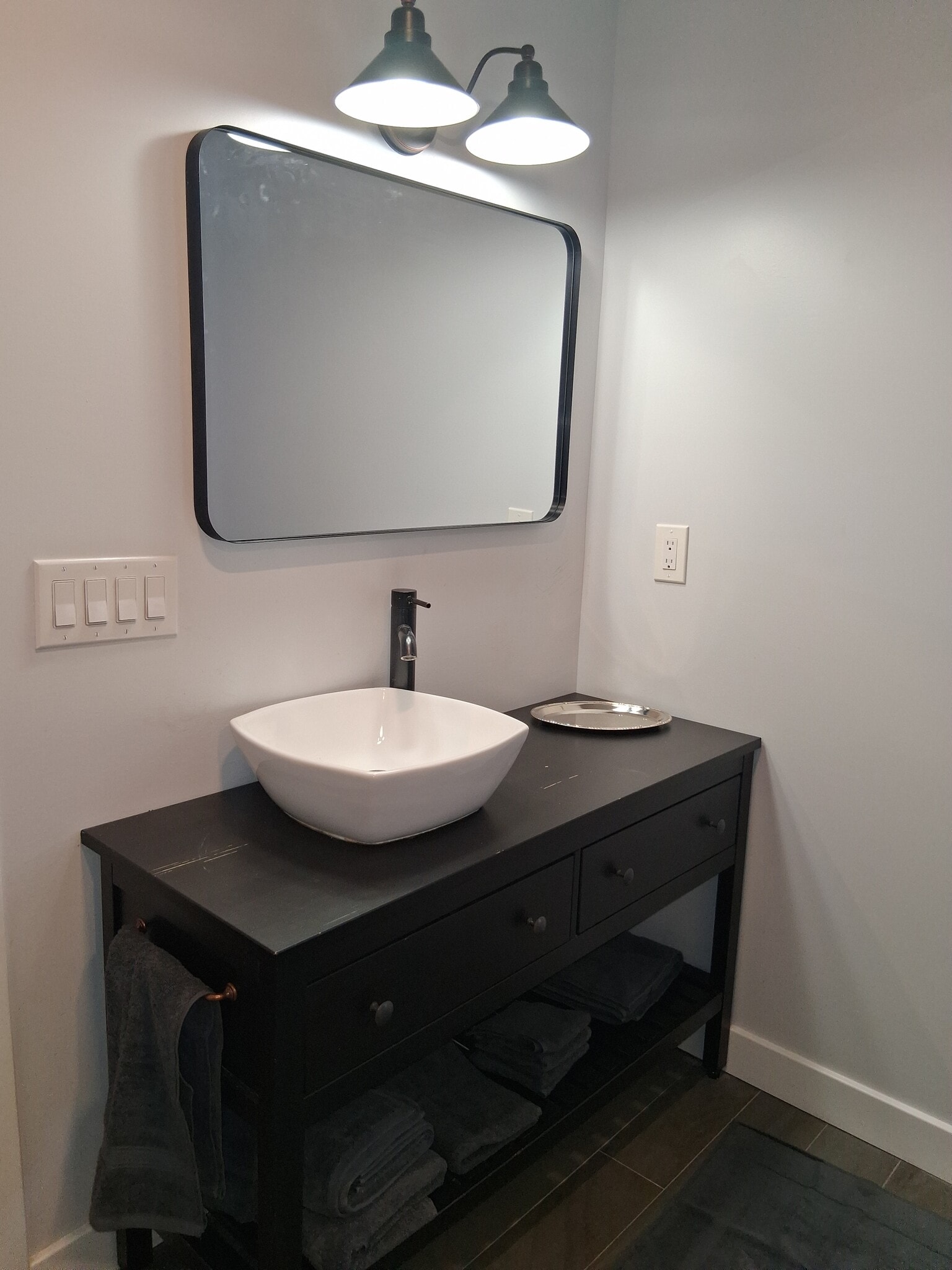 Master Suite Bathroom - 2710 English Rd