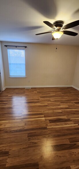 Building Photo - 25 Stadium Cir