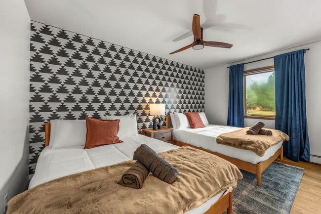 Building Photo - 7208 Secrest Ct