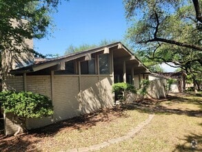 Building Photo - 4106 Greystone Dr