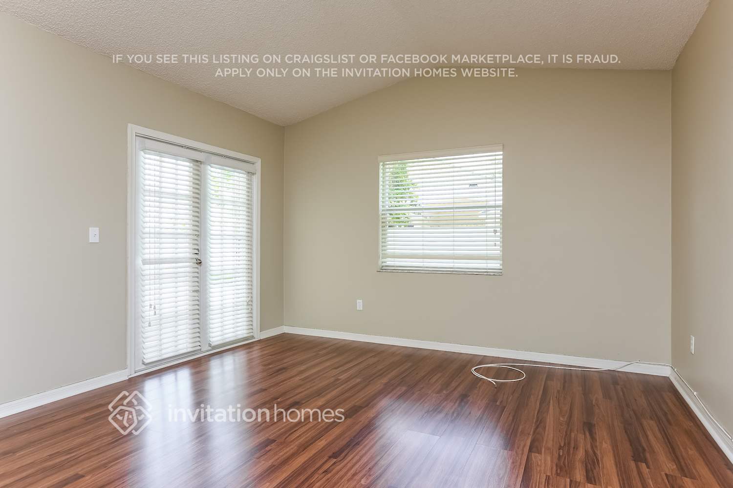 Building Photo - 576 NW 48th Ave