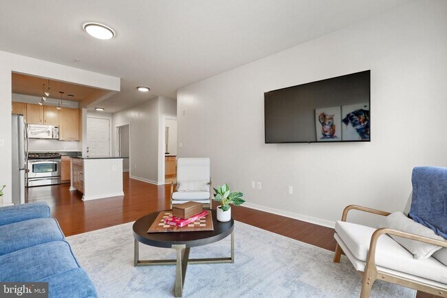 Building Photo - 2200 N Westmoreland St