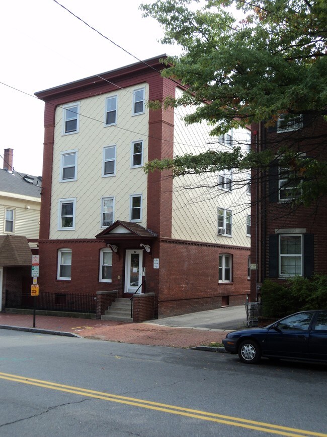 92 Danforth St 92 Danforth St Portland ME 04101 Apartment Finder