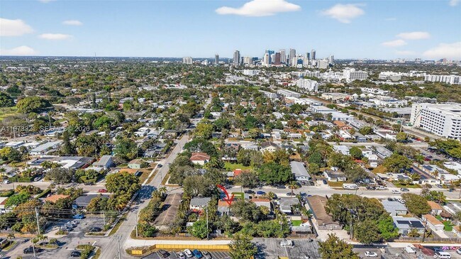 Building Photo - 252 SW 23rd St