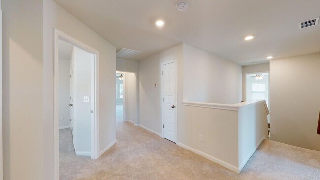 Building Photo - Ideal Home for Rent in Summers Corner Comm...