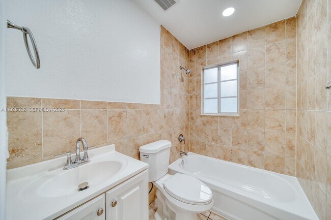 Building Photo - 2243 NW 61st St