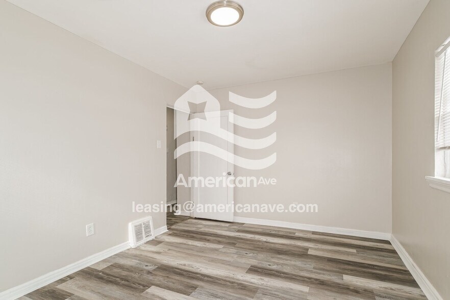 Building Photo - 4709 Jordan St