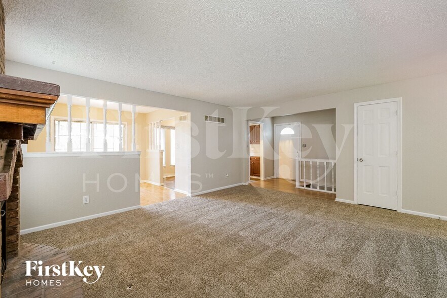 Building Photo - 2906 NW 3rd Terrace