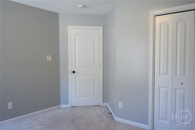 Building Photo - 103 Spoonbill Cir