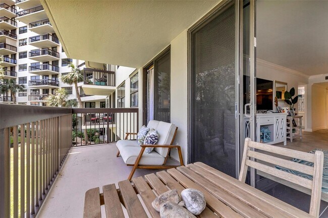 Building Photo - 2900 NE 14th Street Causeway