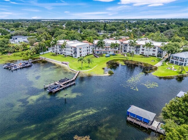 Building Photo - 7842 Holiday Isle Cir