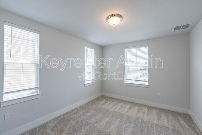 Building Photo - 7501 Chesapeake Rail Ln