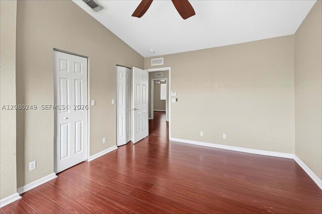 Building Photo - 6114 Whalton St