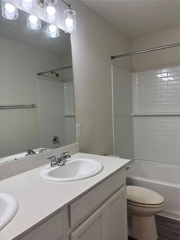 Building Photo - 1441 Lumberton Dr