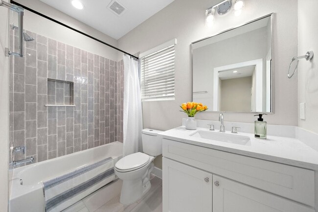Building Photo - New construction 3 bedroom, 2.5 bathroom h...