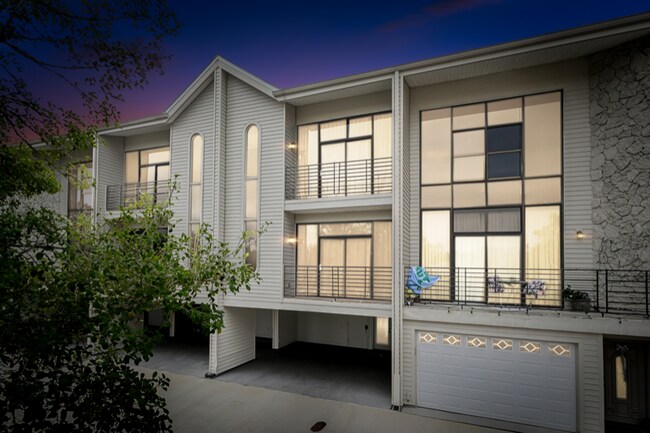 Building Photo - 127 LA-22